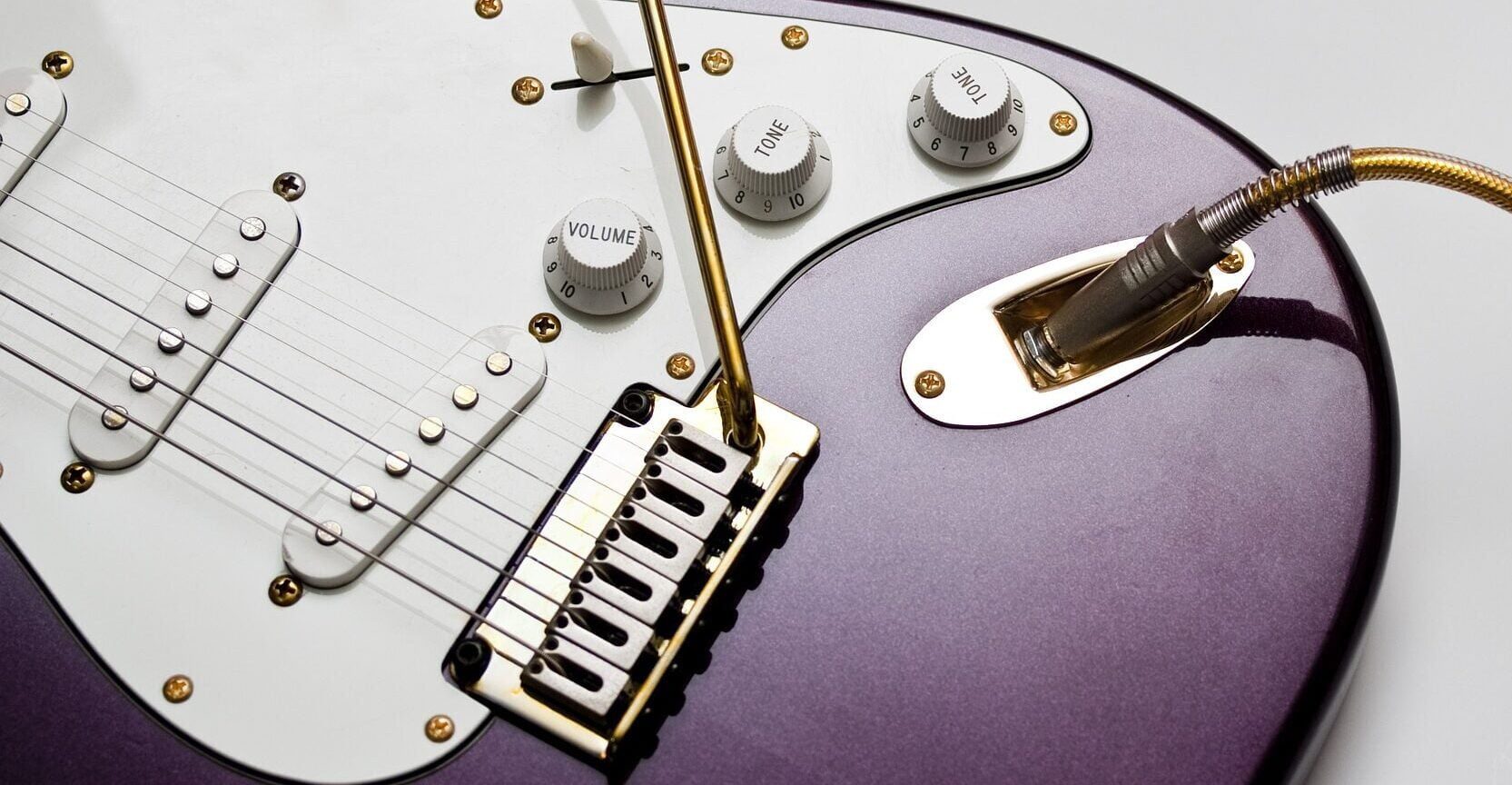 Violet and gold Fender Stratocaster